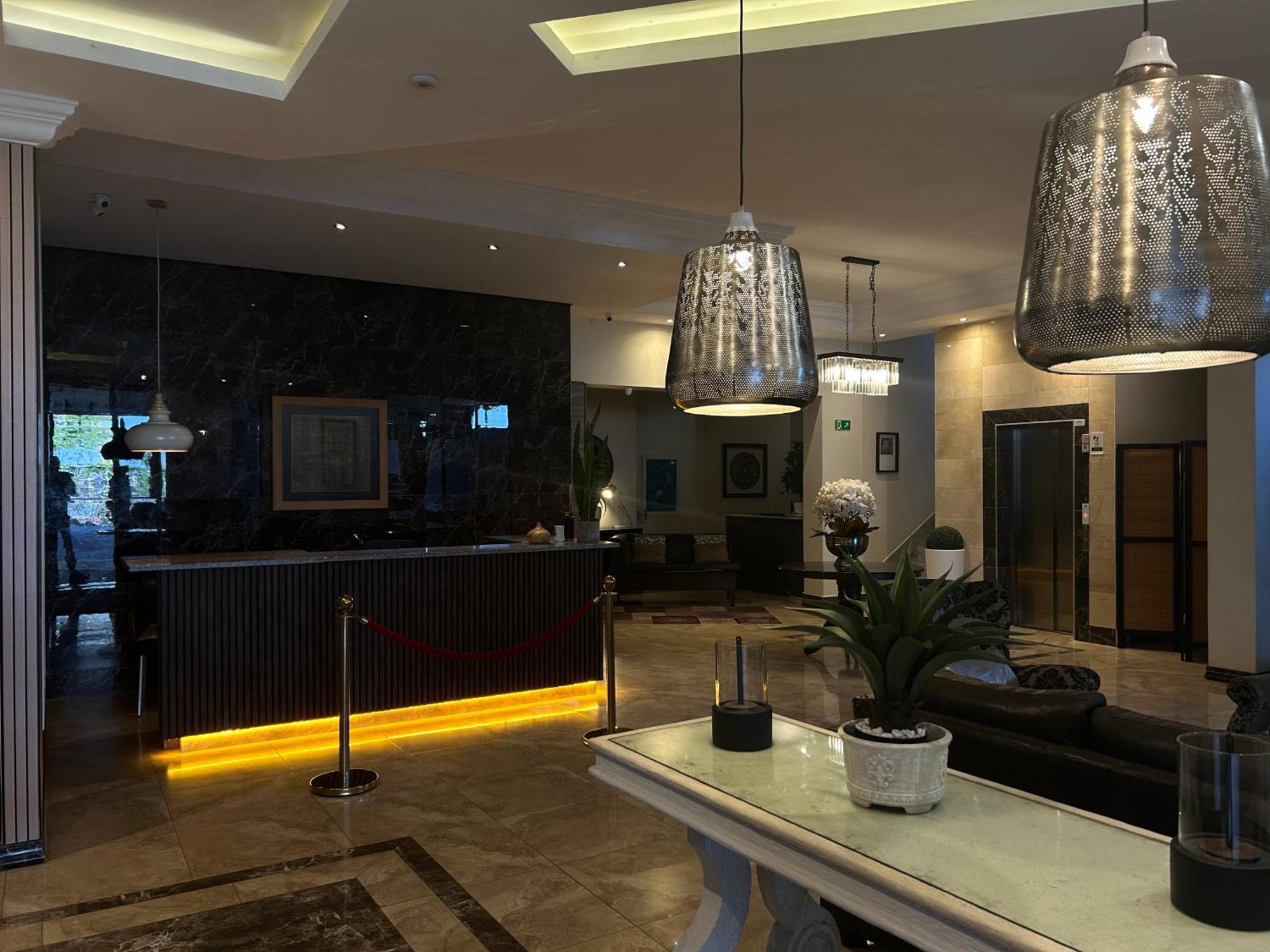 Andaluz Boutique Hotel Дурбан Экстерьер фото