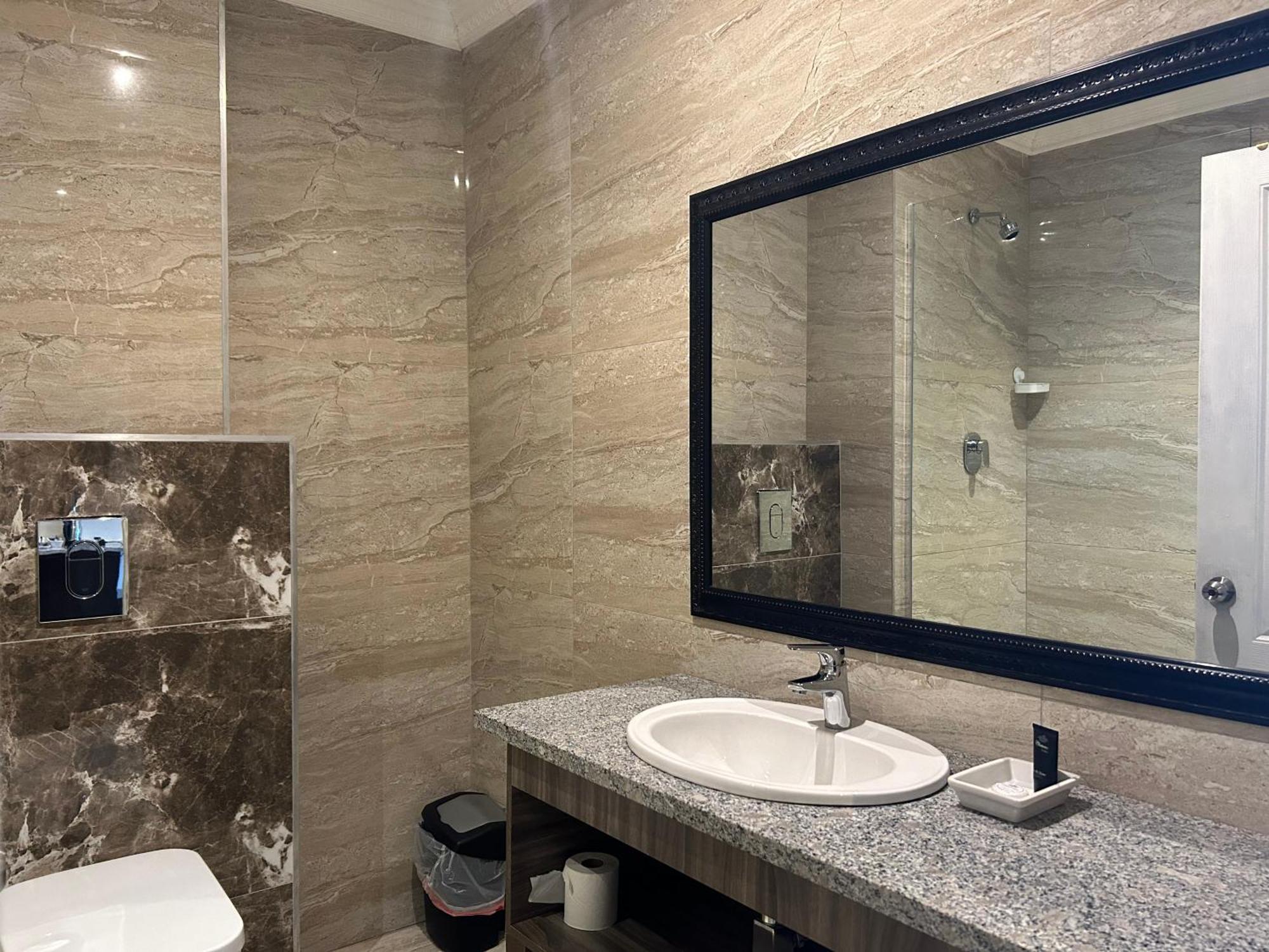Andaluz Boutique Hotel Дурбан Экстерьер фото